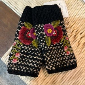 Knit open finger mitten